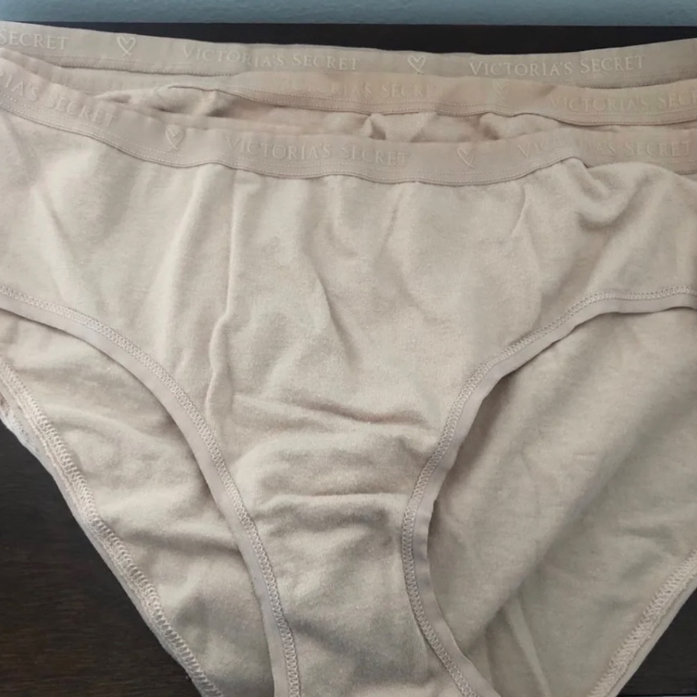 New Victoria's Secret underwear size large